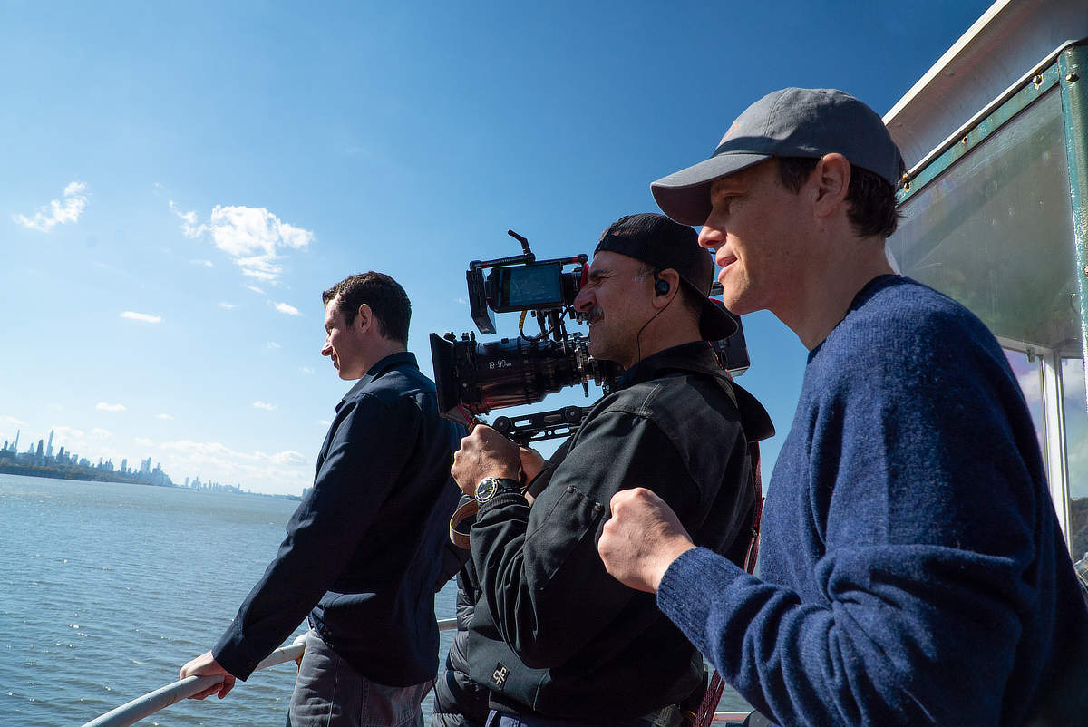 Callum Turner (Owen) and director Will Gluck