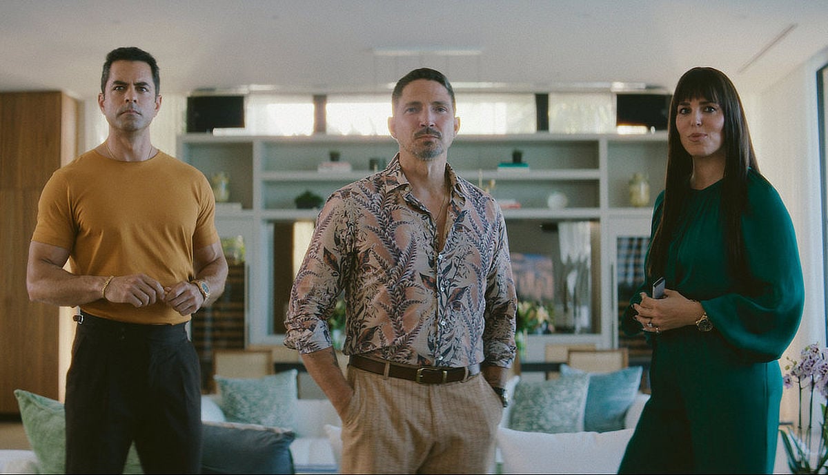 Gerardo Celasco as Samuel, Maurice Compte as Mateo, Marta Milans as Caroline in M.I.A.