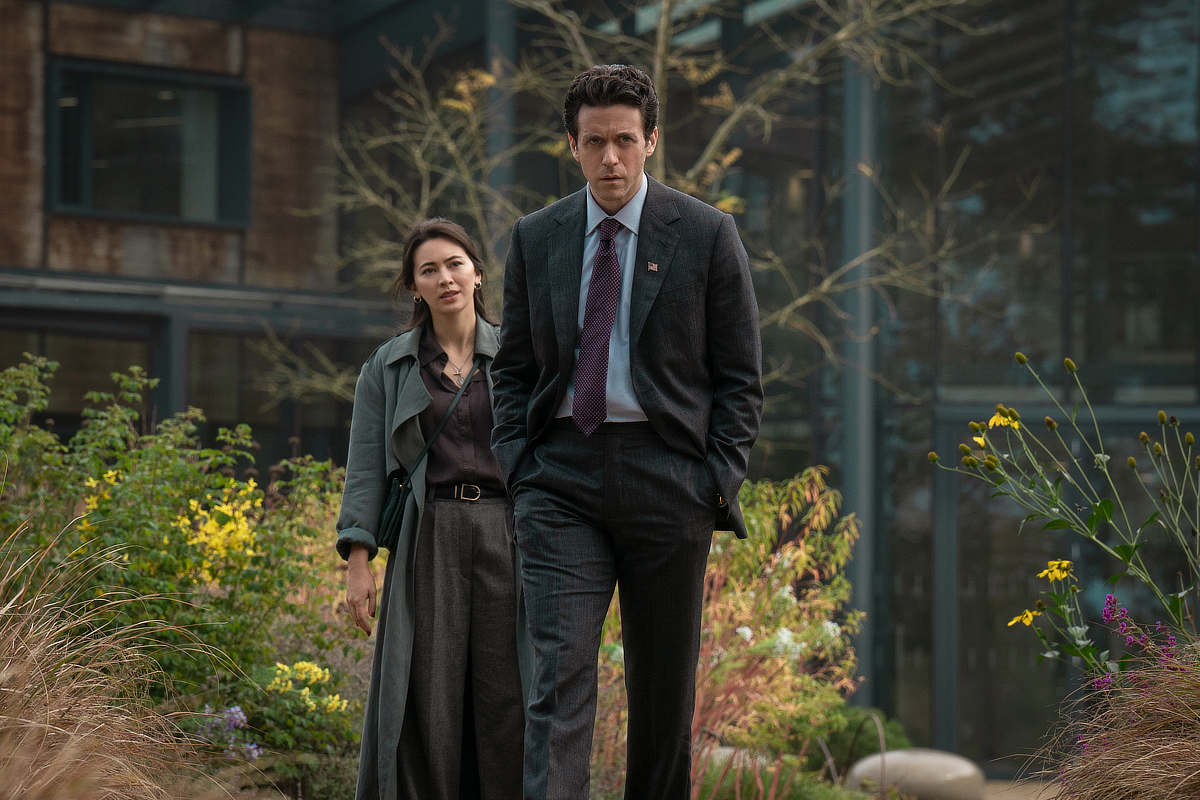 Ashley Zukerman and Jessica Henwick in Silo Season 3