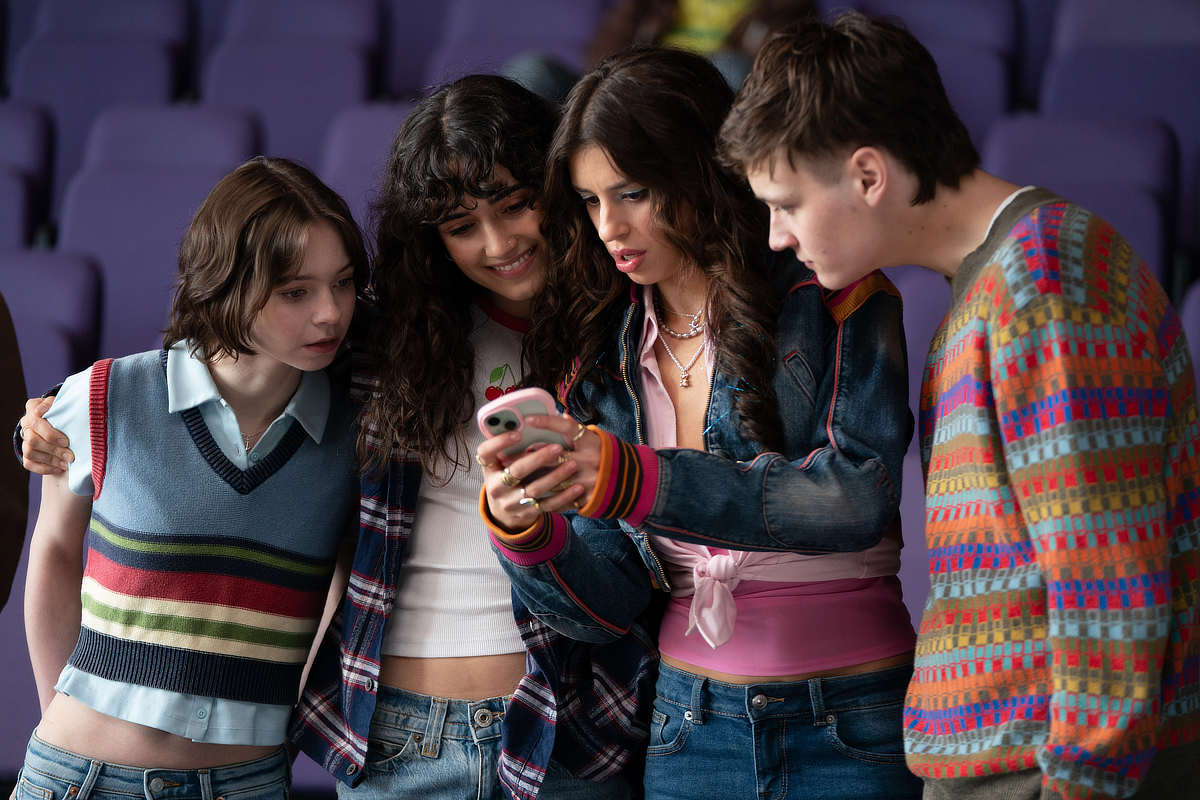 Emma Myers as Pip Fitz-Amobi, Asha Banks as Cara Ward, Yali Topol Margalith as Lauren Gibson, and Jude Morgan-Collie as Connor Reynolds