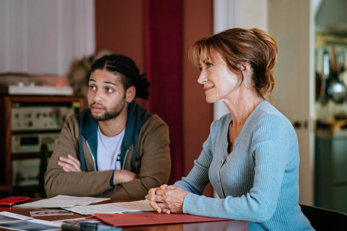 Harry (Jane Seymour) and Fergus (Rohan Nedd) in Harry Wild Season 5