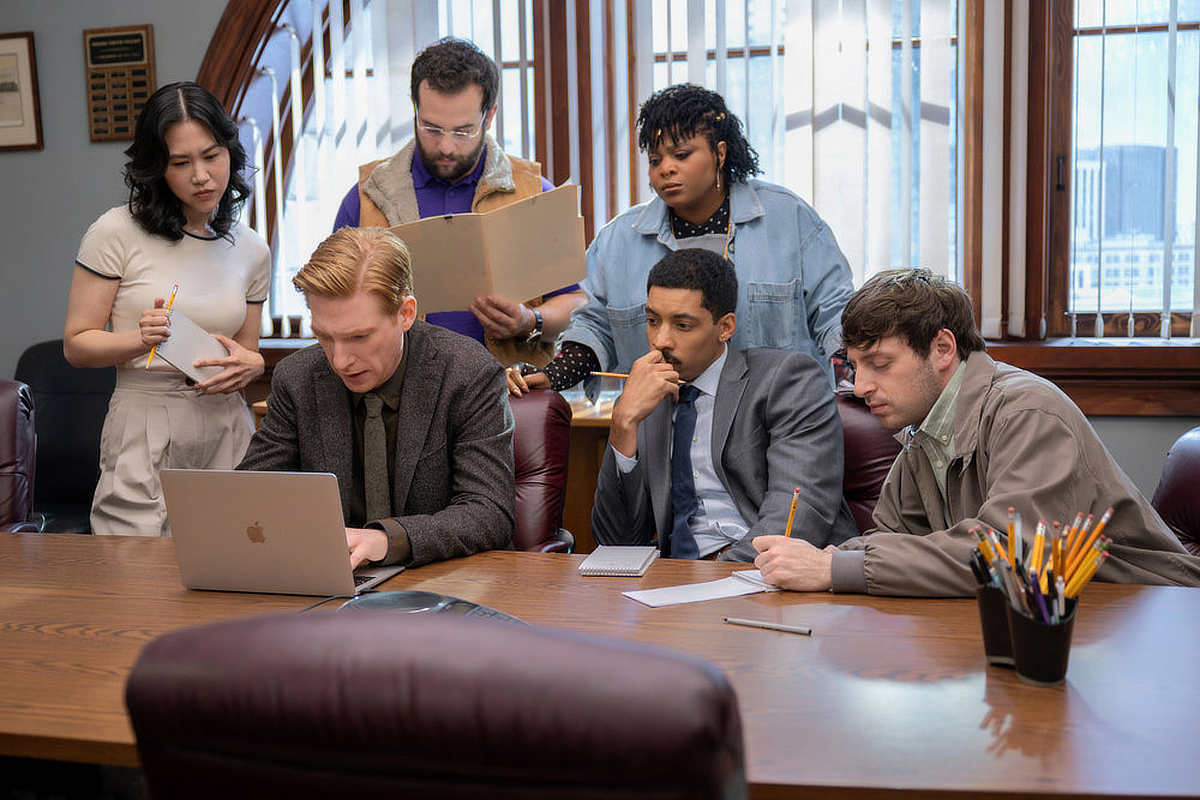 Ramona Young as Nicole, Domhnall Gleeson as Ned, Eric Rahill as Travis, Gbemisola Ikumelo as Adelola, Melvin Gregg as Detrick, and Alex Edelman as Adam in The Paper