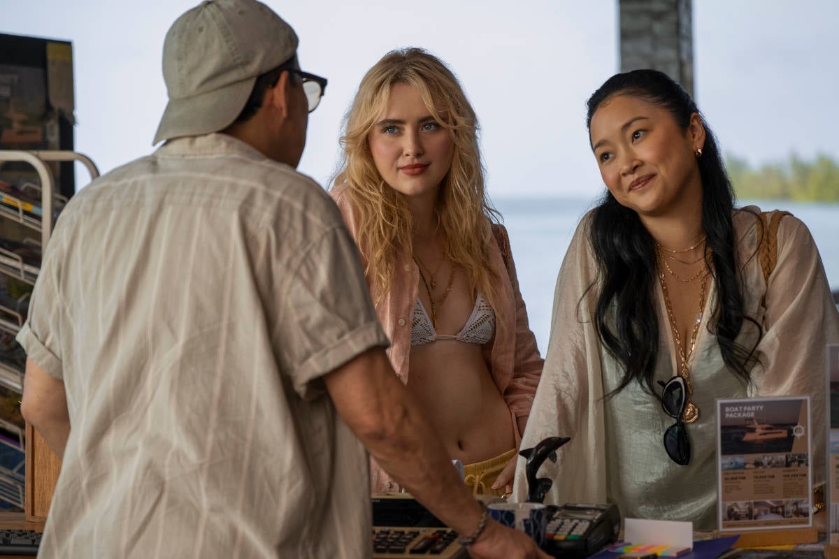Kathryn Newton as "Sara" and Lana Condor as "Max"
