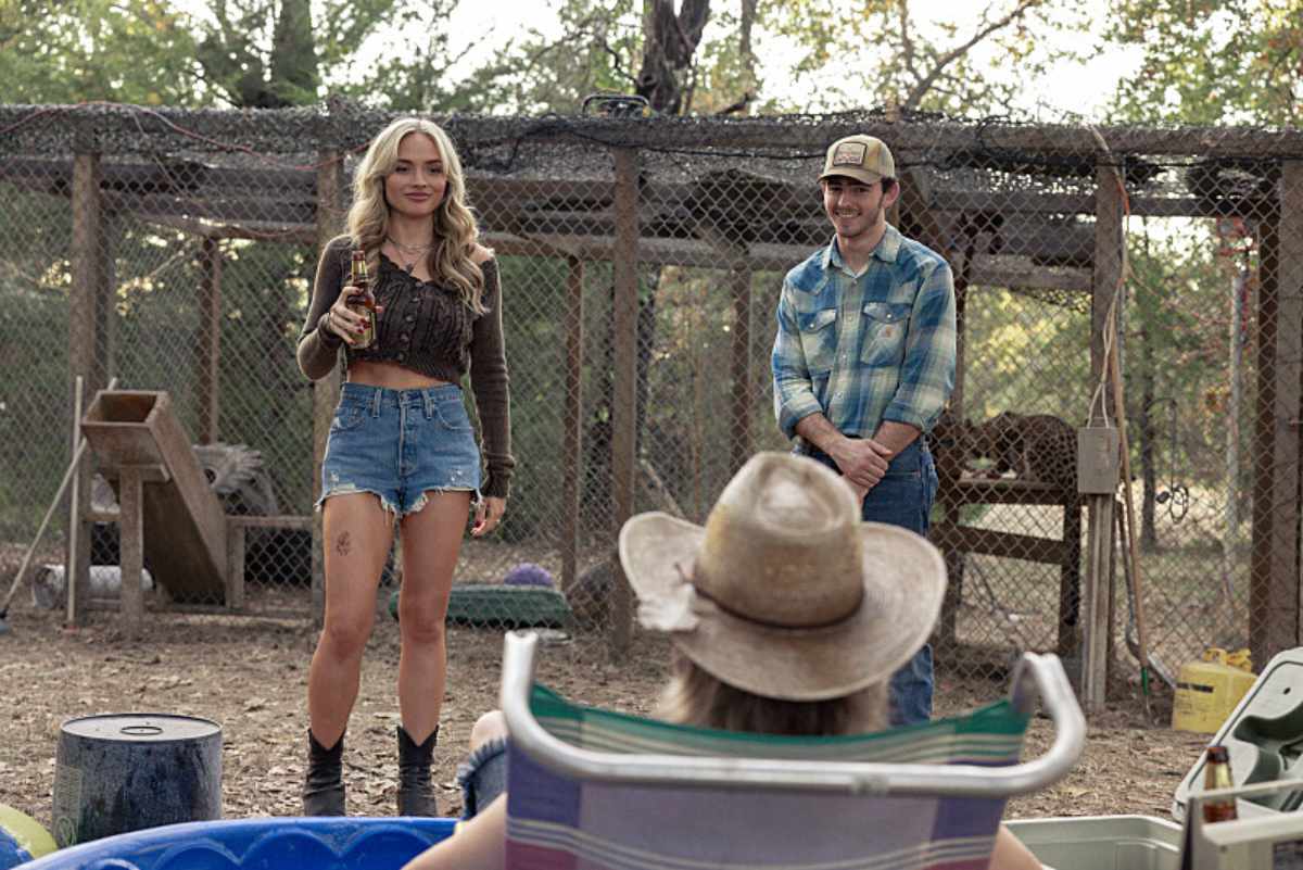 Natalie Alyn Lind as Oreanna Jackson, Finn Little as Carter and Ray McKinnon as Dwight