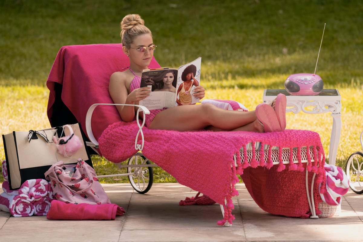 Lexi Minetree as Elle Woods