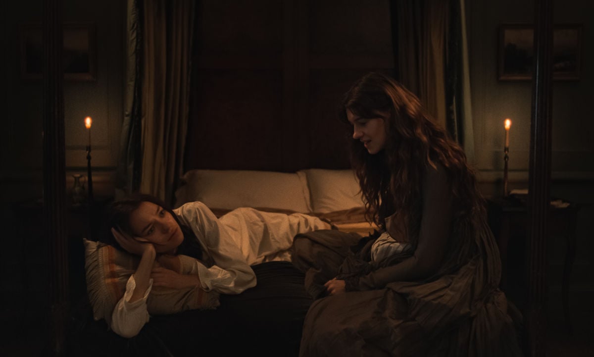 Daisy Edgar-Jones stars as Elinor Dashwood and Esmé Creed-Miles as Marianne Dashwood