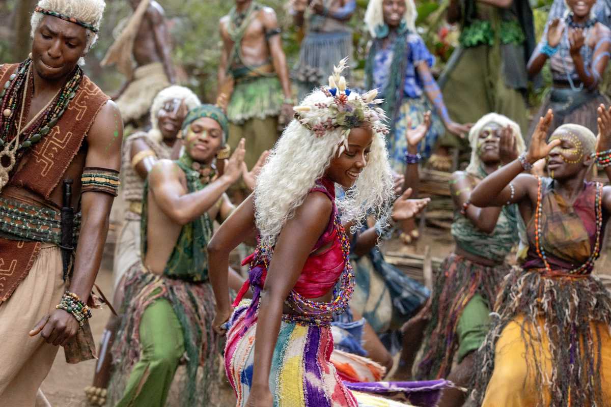 Thuso Mbedu plays Zélie