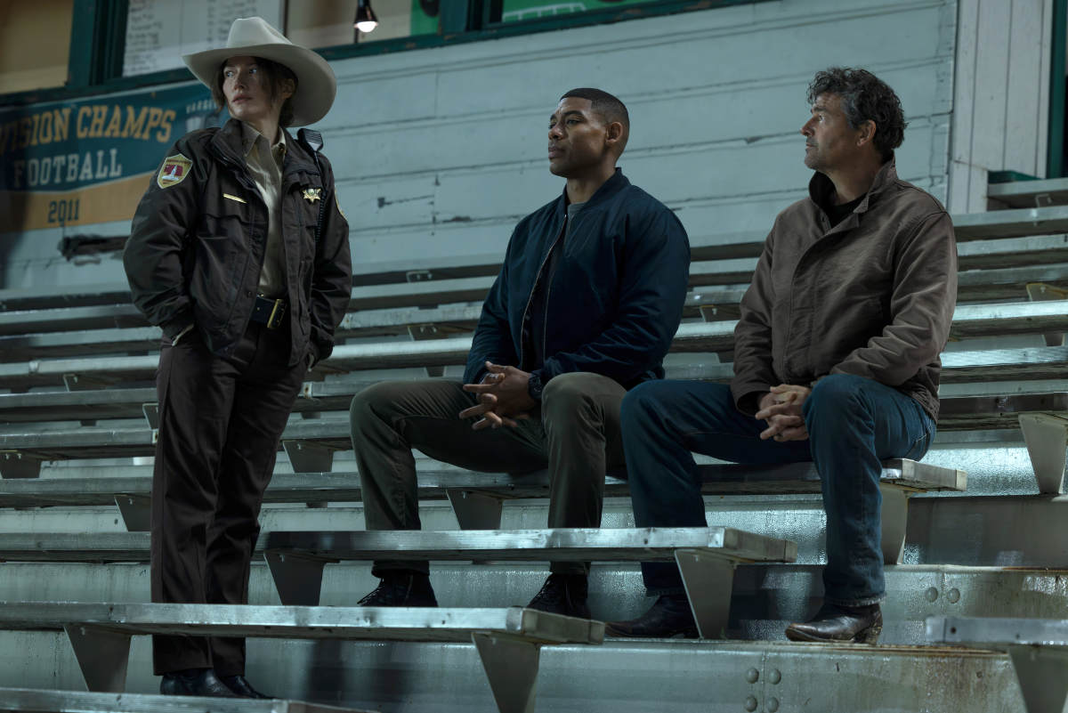 Kelly Macdonald, Aaron Pierre, Kyle Chandler