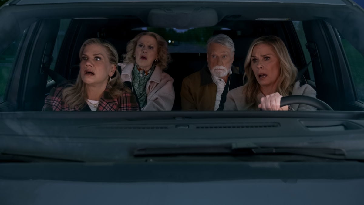 Kristen Johnston as Carol, Celia Weston as Mama Margaret, Blake Clark as Daddy John