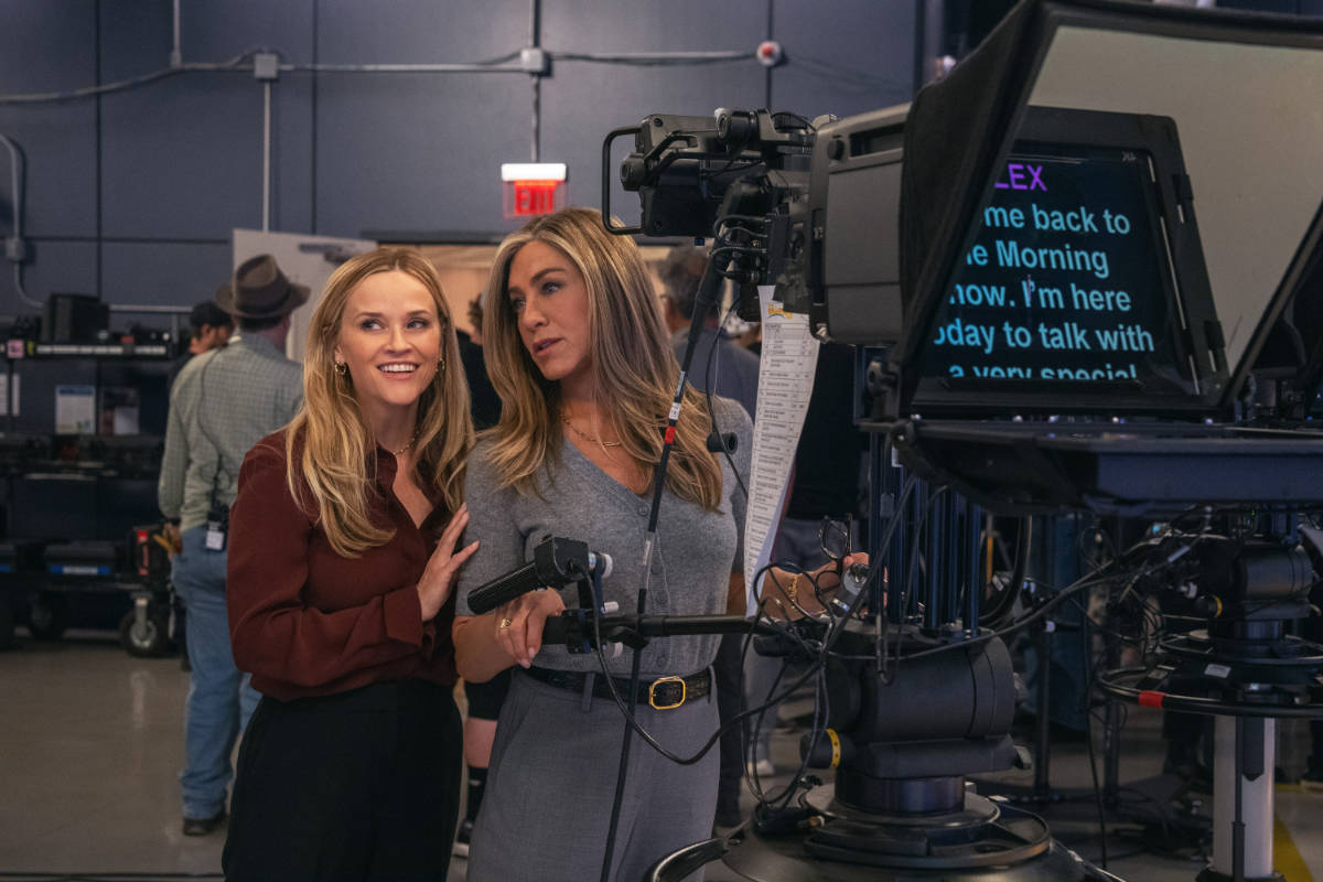 Reese Witherspoon and Jennifer Aniston in The Morning Show Season 5