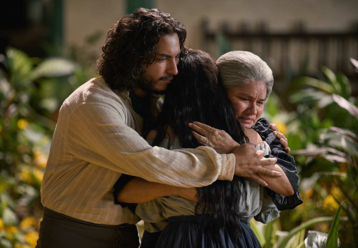 Marco Antonio González as José Arcadio Buendía, Marleyda Soto as Úrsula Iguarán in Cien Años De Soledad
