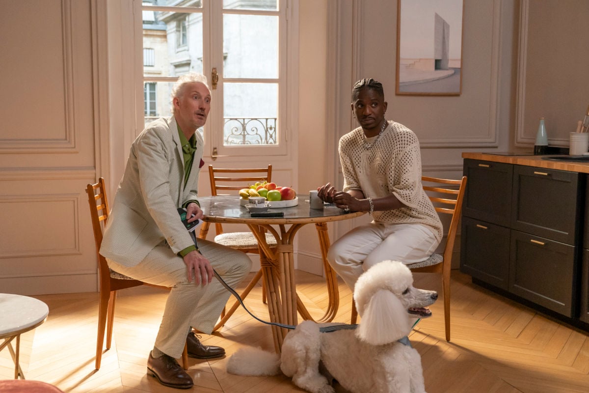 Bruno Gouery as Luc, Samuel Arnold as Julien