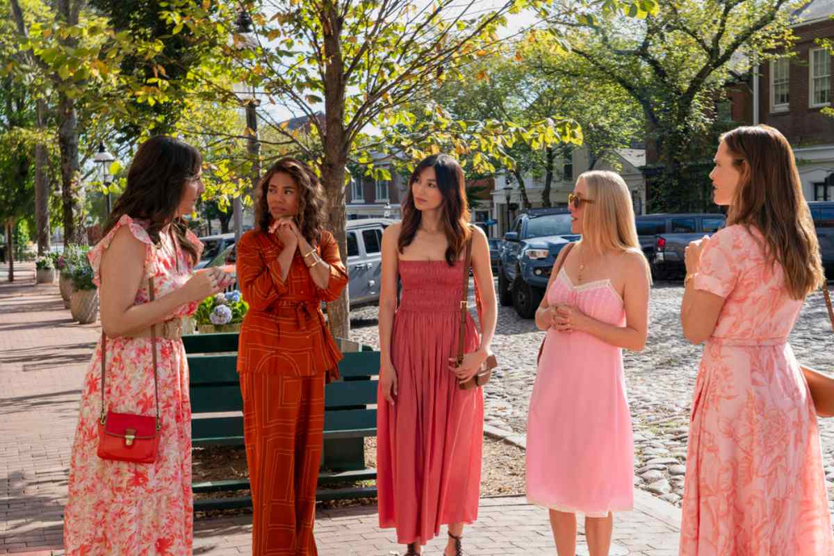 D’Arcy Carden as Brooke, Regina Hall as Dru-Ann, Gemma Chan as Gigi, Chloë Sevigny as Tatum, Jennifer Garner as Hollis