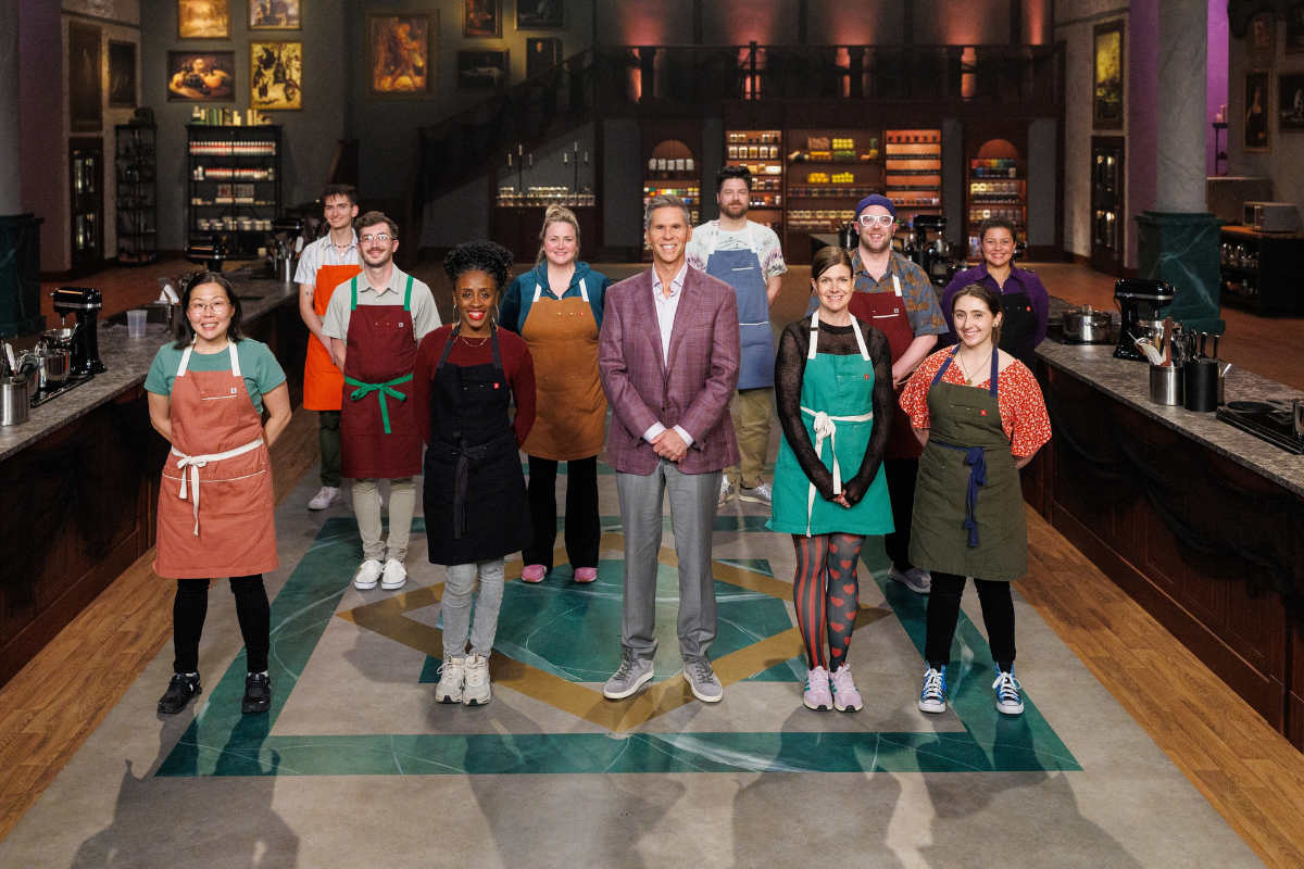 Host John Henson, Contestants Ciarra Roberts, Caleb King, Katie Shegda, Kyle Caulkins, Lisa Pak, Justin Giordano, Baindu Squire, Kyle Olsen, Marian Mulero, and Elizabeth Suwanski