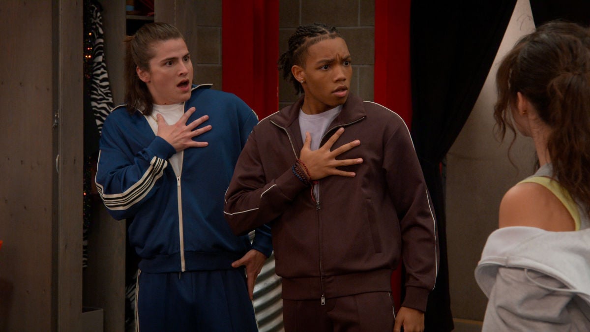 Martin Kamm as Oscar and Peyton Jackson as Qwest in Hollywood Arts