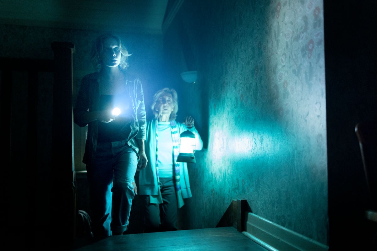 Elise Rainier (Lin Shaye) and Gemma (Amelia Eve)