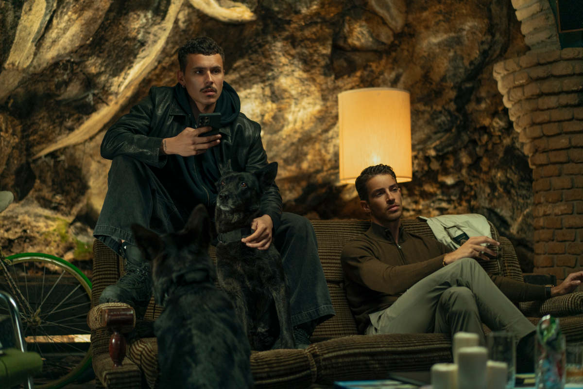 Manu Ríos as Floren Lazaro and Arón Piper as Rafael Lazaro