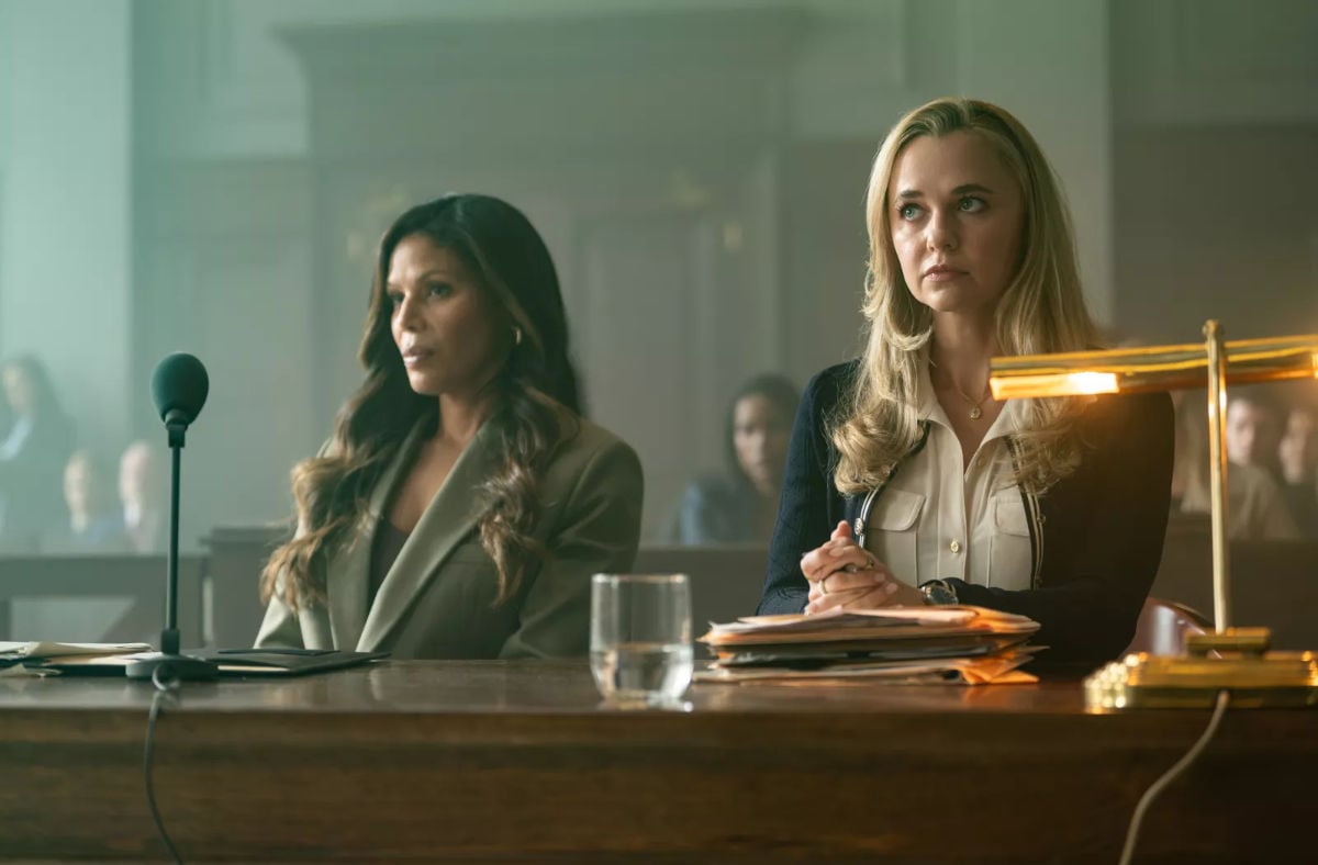 Merle Dandridge as Amanda Vonn and Madison Iseman as Sarah Plankmore