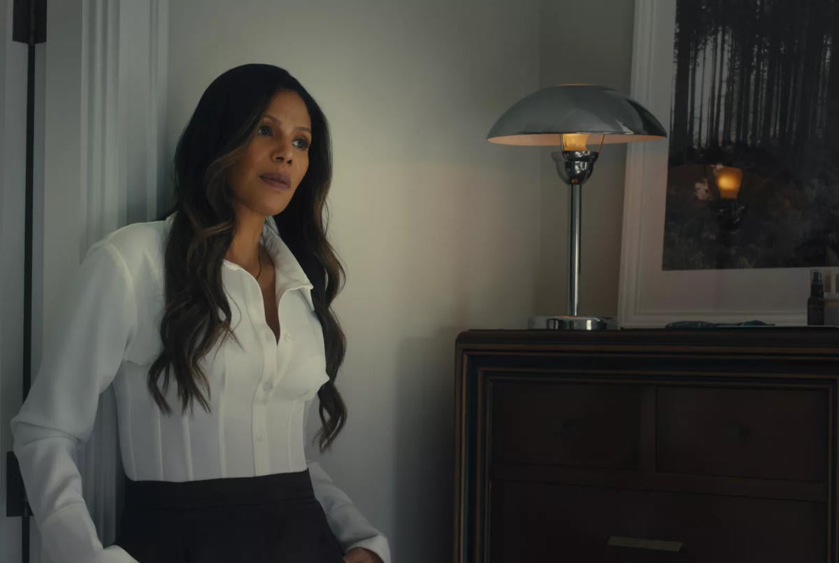Merle Dandridge as Amanda Vonn
