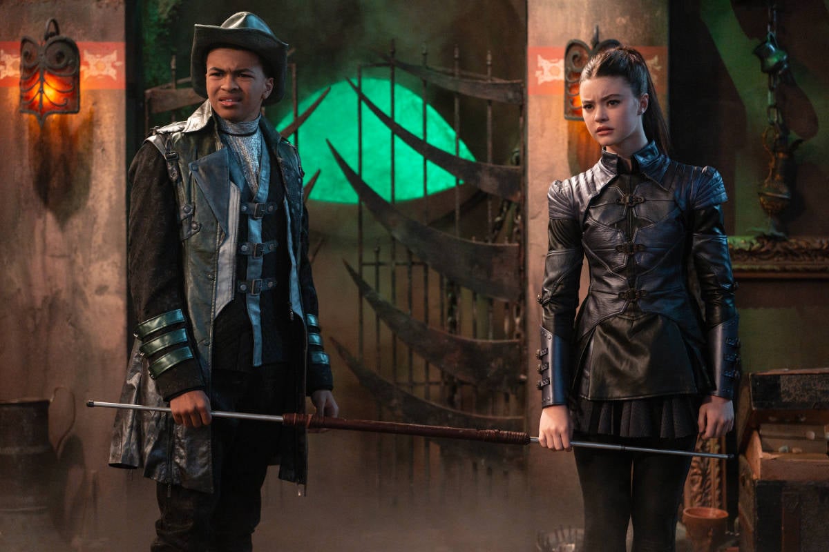 SHAUN DIXON and KENZI RICHARDSON in Vampirina: Teenage Vampire Season 2