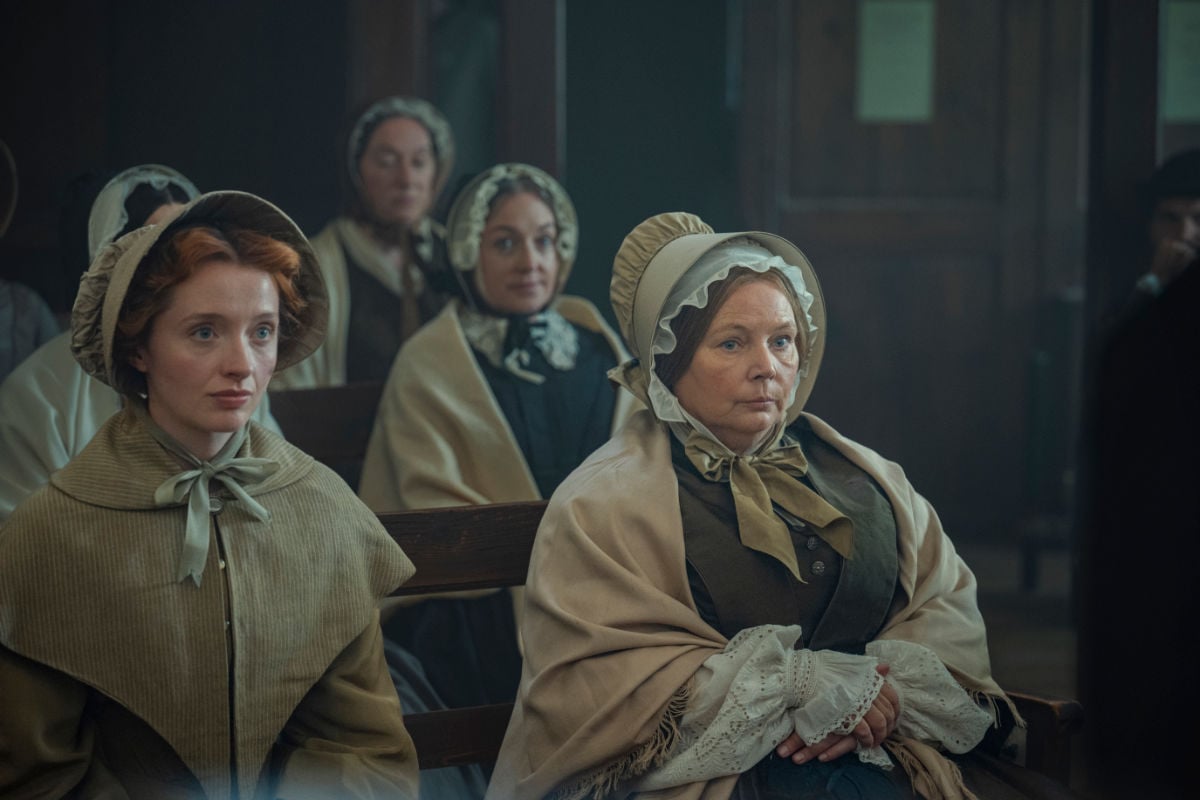 Poppy Gilbert (Elizabeth Adlington) and Joanna Scanlan (Dorothy Adlington)