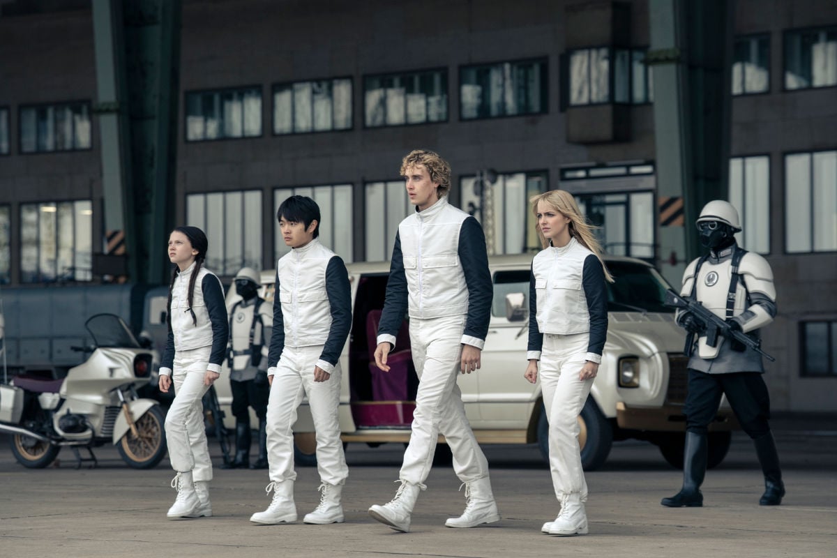 Iona Bell as Lou Lou, Ben Wang as Wyatt Callow, Joseph Zada as Haymitch Abernathy, and Mckenna Grace as Maysilee Donner.