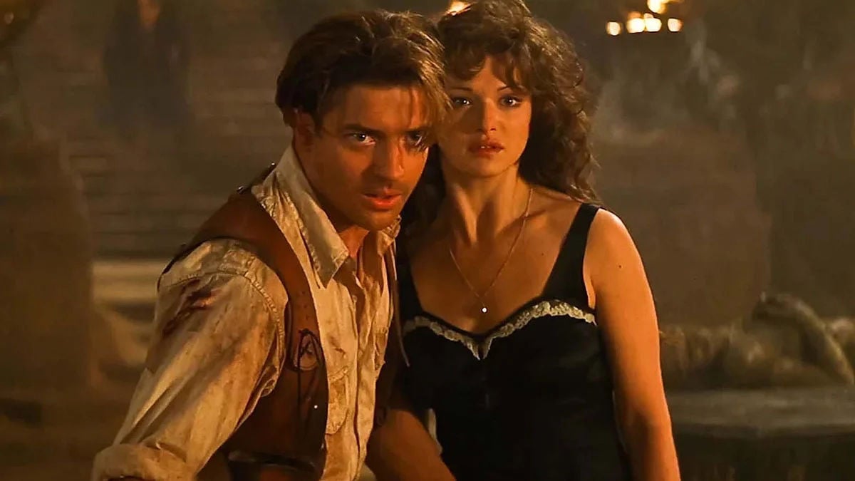 Brendan Fraser and Rachel Weisz as Rick and Evie O'Connell